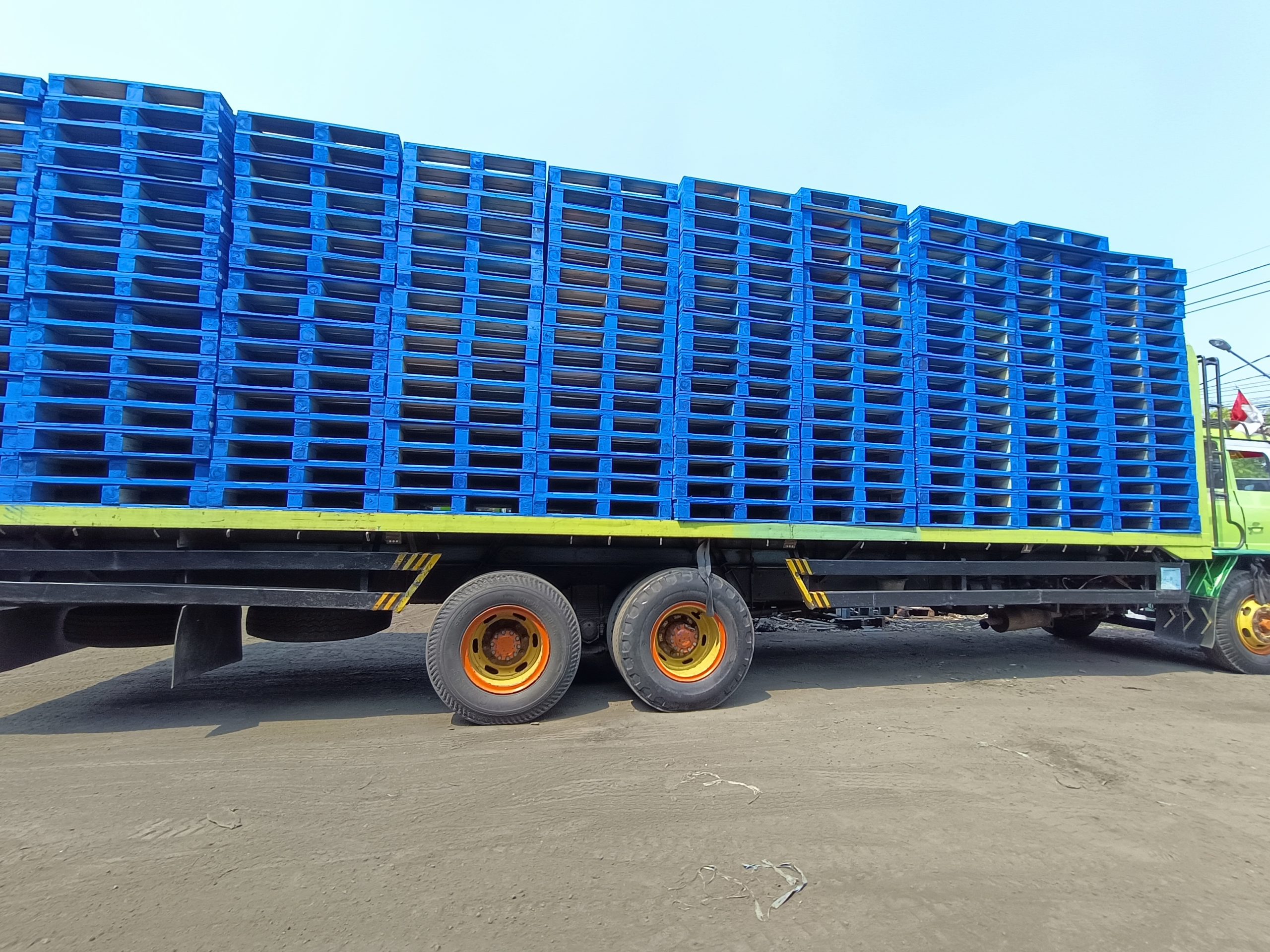 filter: 0; fileterIntensity: 0.0; filterMask: 0; captureOrientation: 0; module: photo; hw-remosaic: false; touch: (-1.0, -1.0); modeInfo: ; sceneMode: 8; cct_value: 5525; AI_Scene: (6, 2); aec_lux: 102.0; aec_lux_index: 0; hist255: 0.0; hist252~255: 0.0; hist0~15: 0.0; albedo: ; confidence: ; motionLevel: 0; weatherinfo: null; temperature: 38;