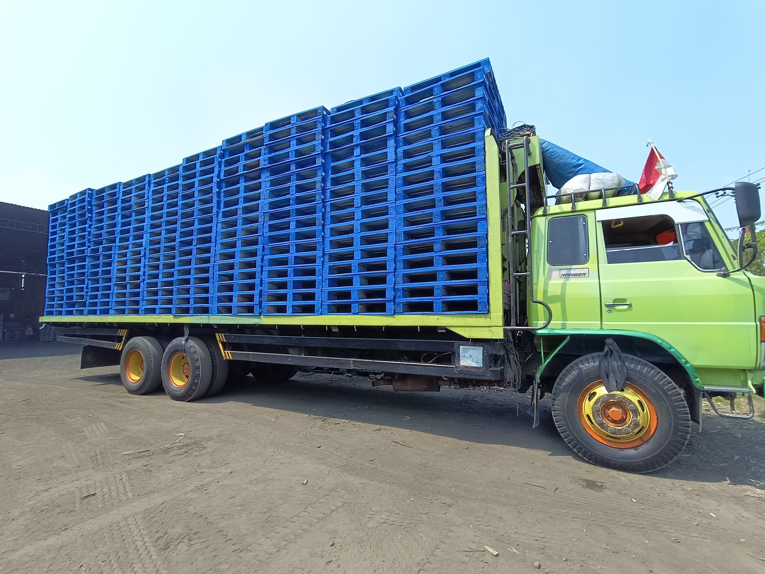 filter: 0; fileterIntensity: 0.0; filterMask: 0; captureOrientation: 0; module: photo; 
hw-remosaic: false; 
touch: (-1.0, -1.0); 
modeInfo: ; 
sceneMode: 8; 
cct_value: 5525; 
AI_Scene: (-1, -1); 
aec_lux: 88.0; 
aec_lux_index: 0; 
hist255: 0.0; 
hist252~255: 0.0; 
hist0~15: 0.0; 
albedo:  ; 
confidence:  ; 
motionLevel: 0; 
weatherinfo: null; 
temperature: 39;