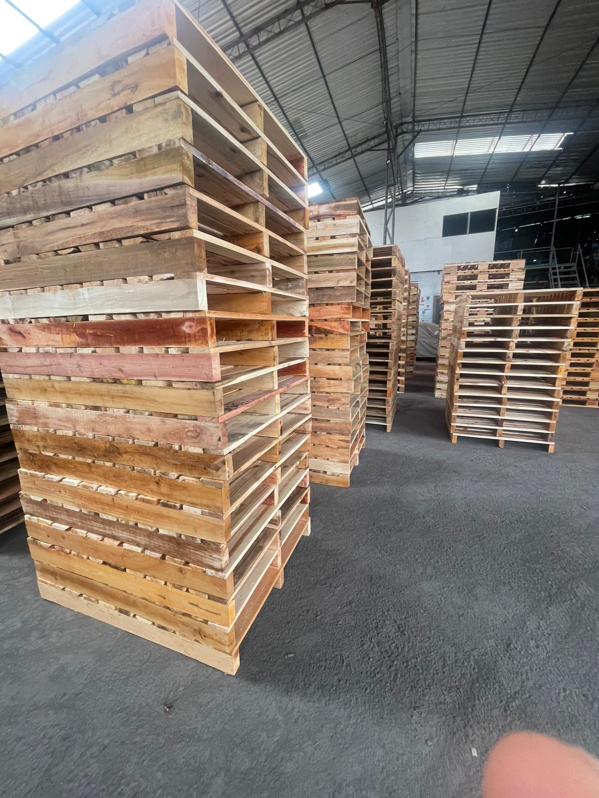 Pallet Racking Kayu bekasi